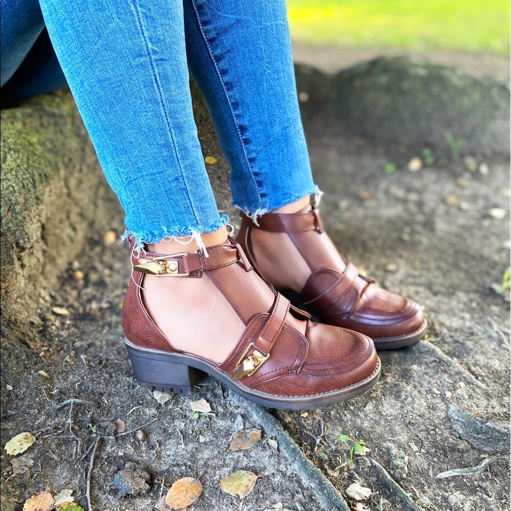 BROWN FAUX LEATHER BOOTIES - Picture 3 of 6